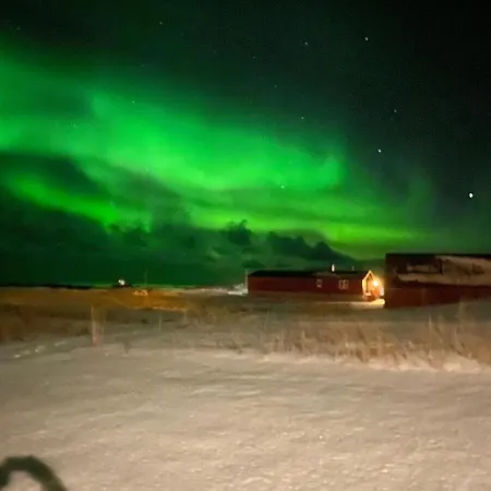 Lofoten_beach_eggum_cabin *